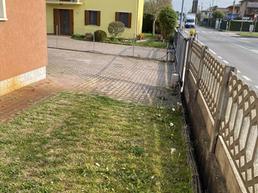 Immagine 5 di Casa indipendente in vendita  in Via 2 Giugno a Legnaro