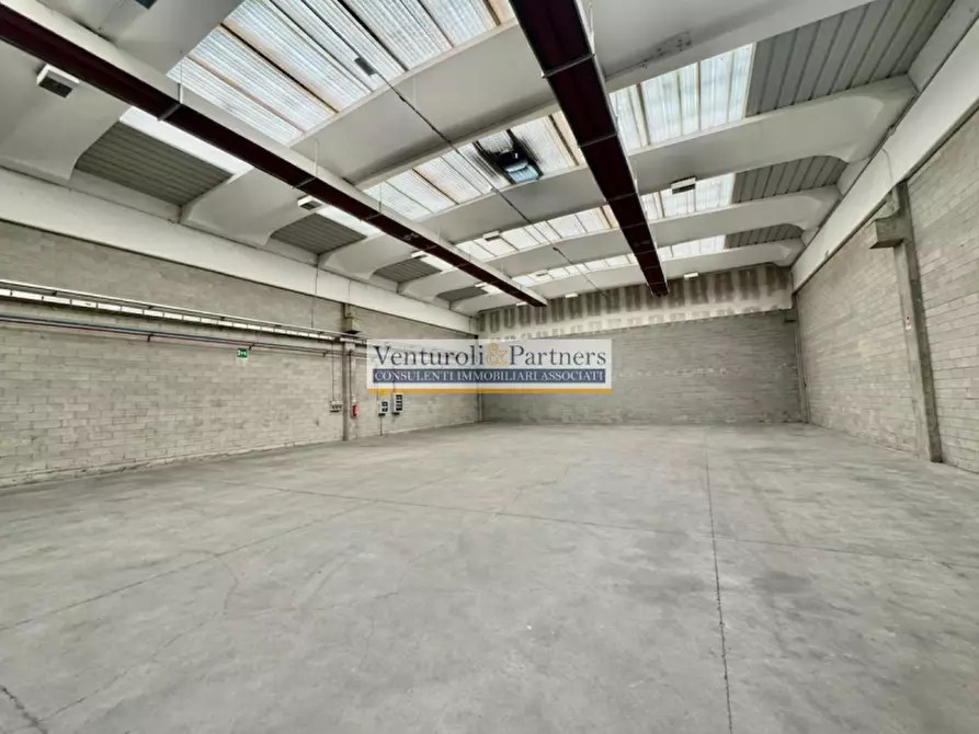 Immagine 1 di Capannone industriale in vendita  in Via Isonzo 3 a Lonato del Garda