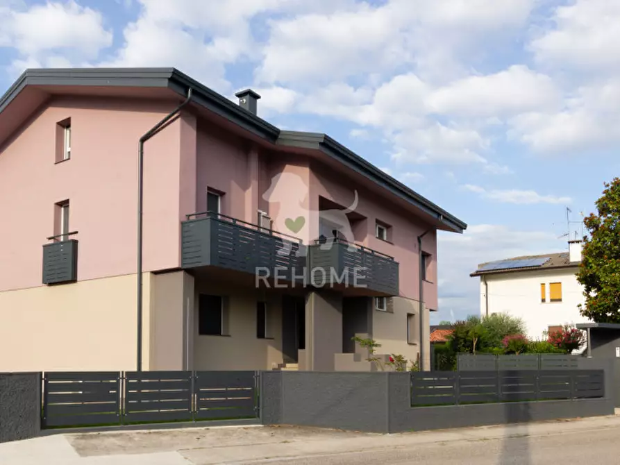 Immagine 2 di Appartamento in vendita  in Via Chiavris, 58 a Tavagnacco