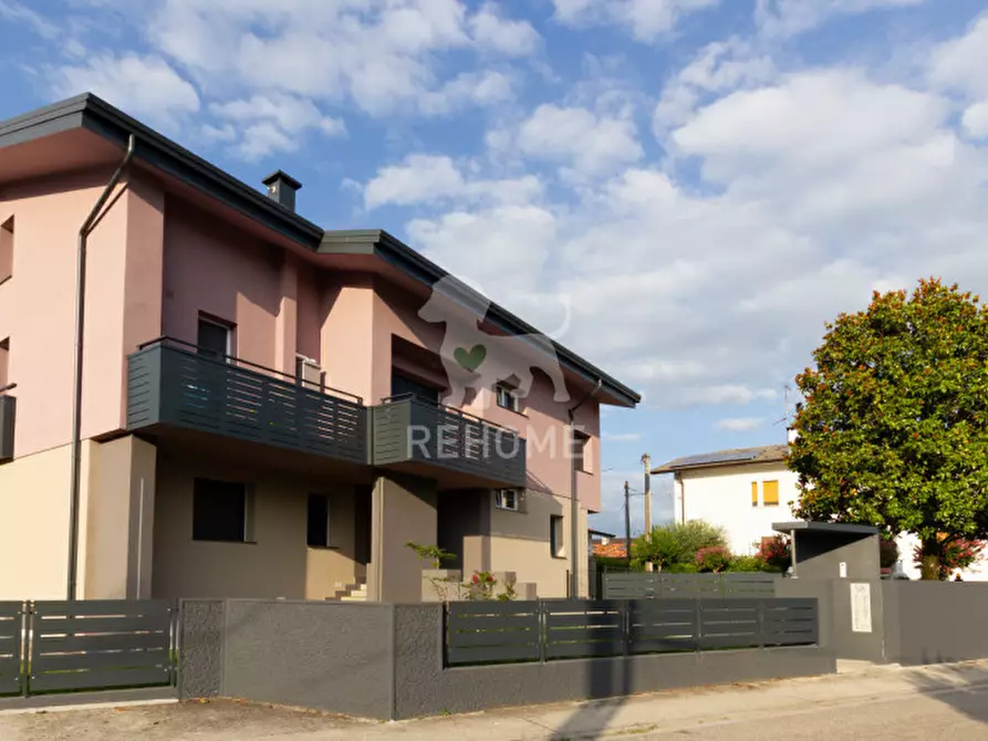 Immagine 4 di Appartamento in vendita  in Via Chiavris, 58 a Tavagnacco