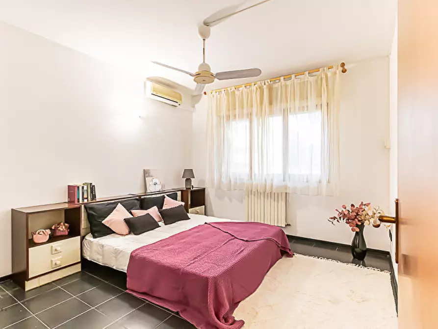 Immagine 37 di Appartamento in vendita  in Via Caduti di Cefalonia a Budrio