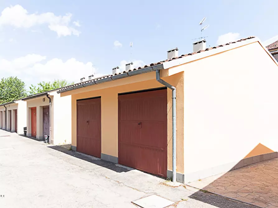 Immagine 49 di Appartamento in vendita  in Via Caduti di Cefalonia a Budrio