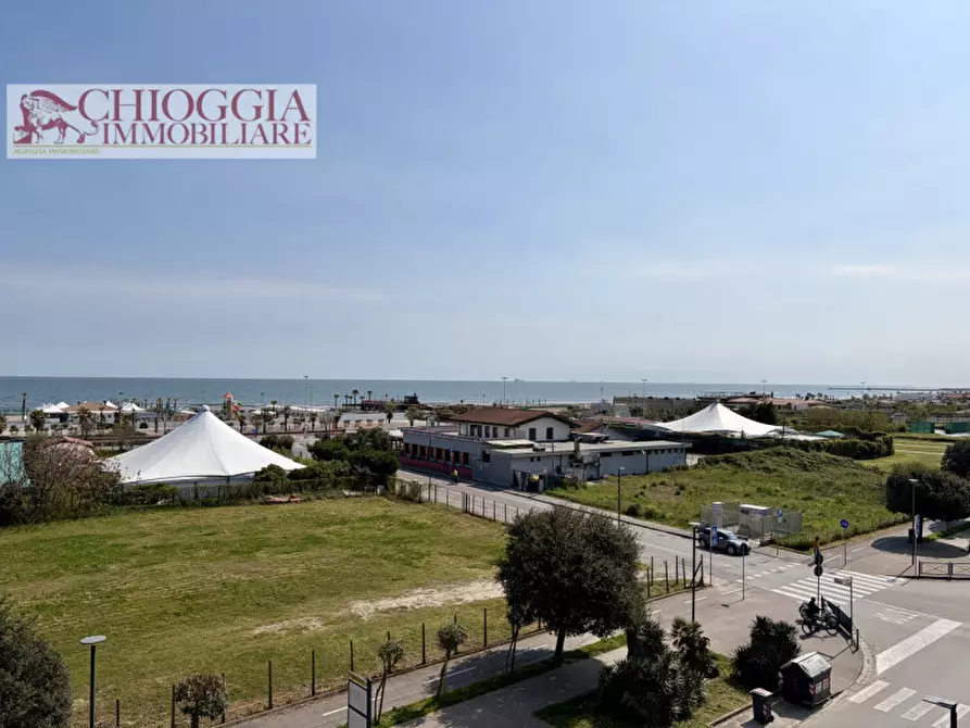 Immagine 1 di Appartamento in vendita  in Via C. Colombo a Chioggia