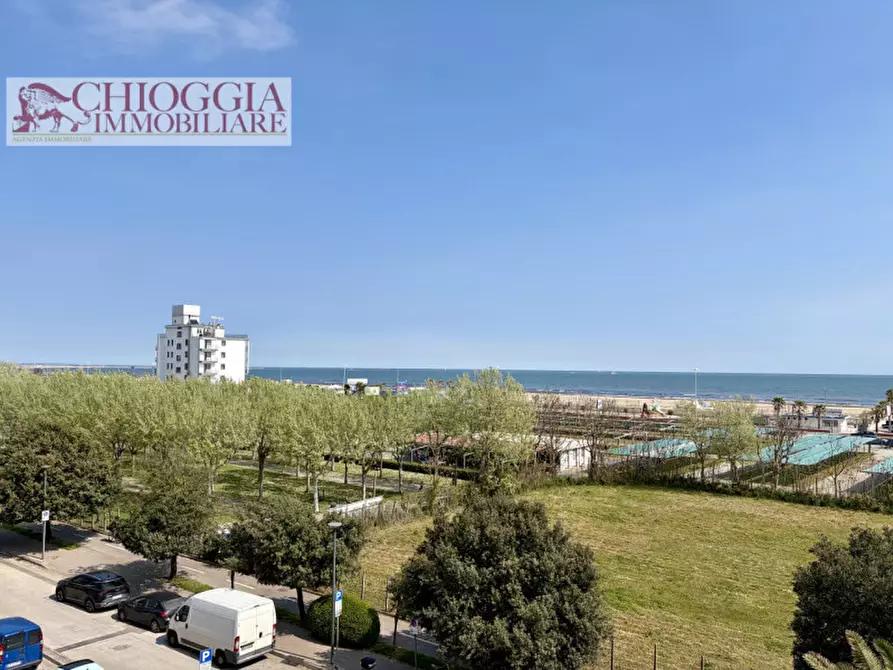 Immagine 2 di Appartamento in vendita  in Via C. Colombo a Chioggia