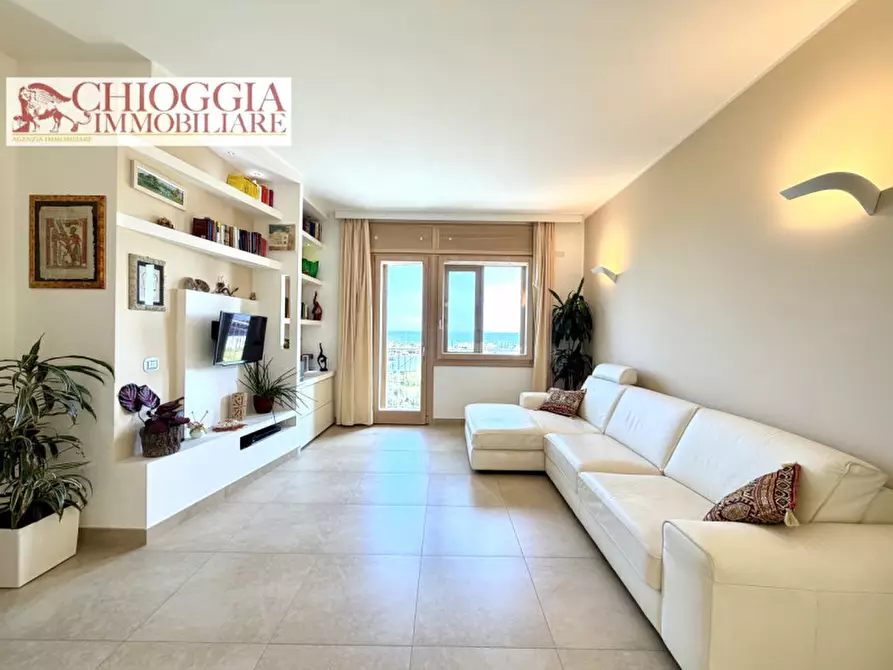 Immagine 3 di Appartamento in vendita  in Via C. Colombo a Chioggia