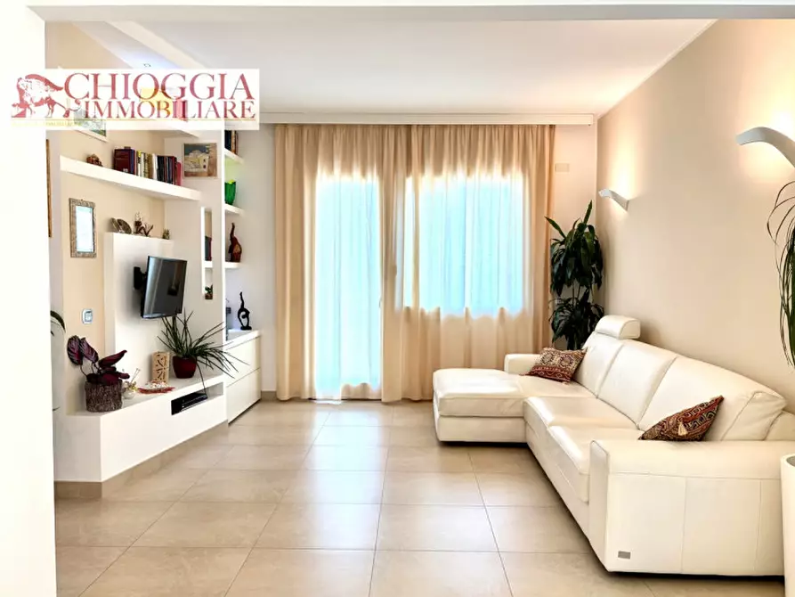 Immagine 4 di Appartamento in vendita  in Via C. Colombo a Chioggia