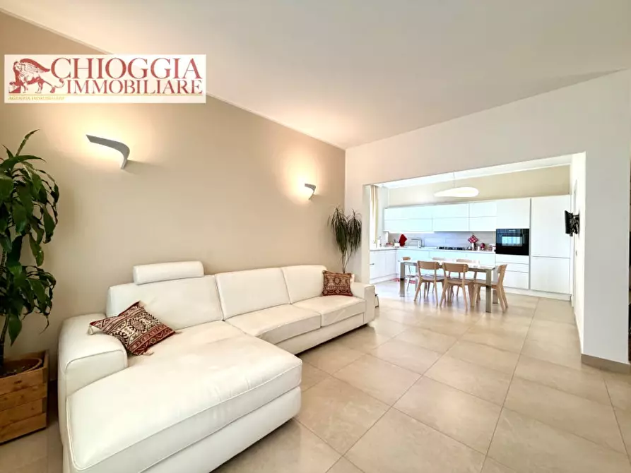 Immagine 6 di Appartamento in vendita  in Via C. Colombo a Chioggia