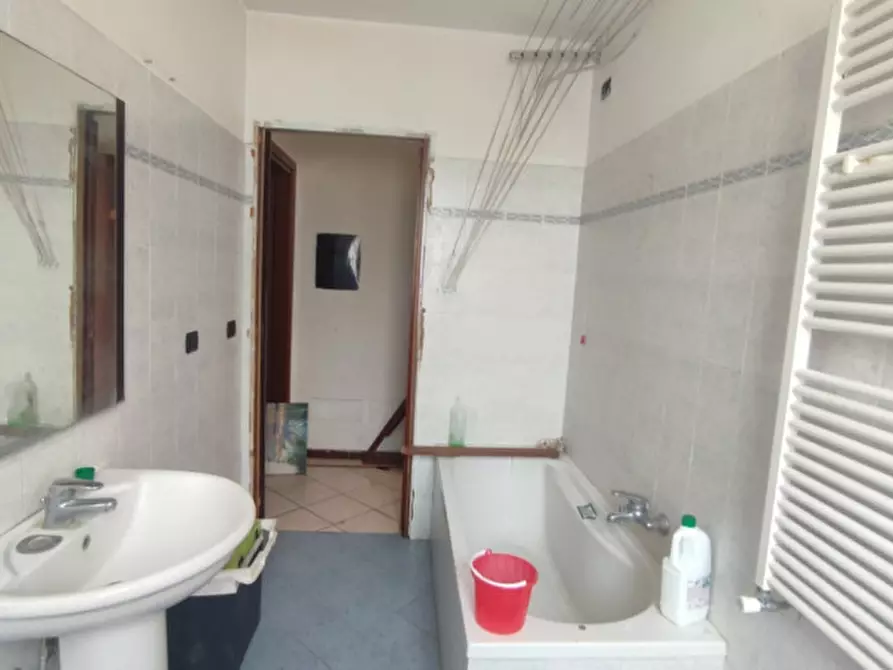 Immagine 3 di Appartamento in vendita  in Via MARCONI 2/B - 20877 Roncello (MB) a Roncello