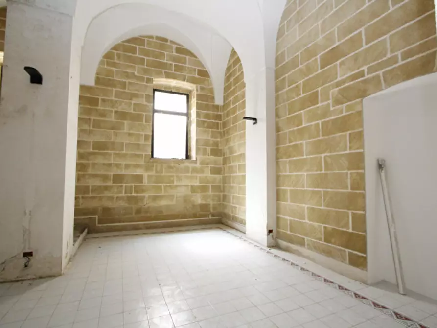 Immagine 7 di Negozio in affitto  in Via Roma a Matino