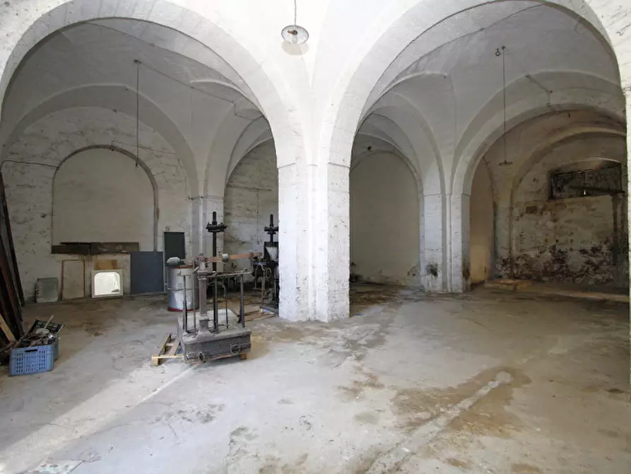 Immagine 14 di Negozio in affitto  in Via Roma a Matino