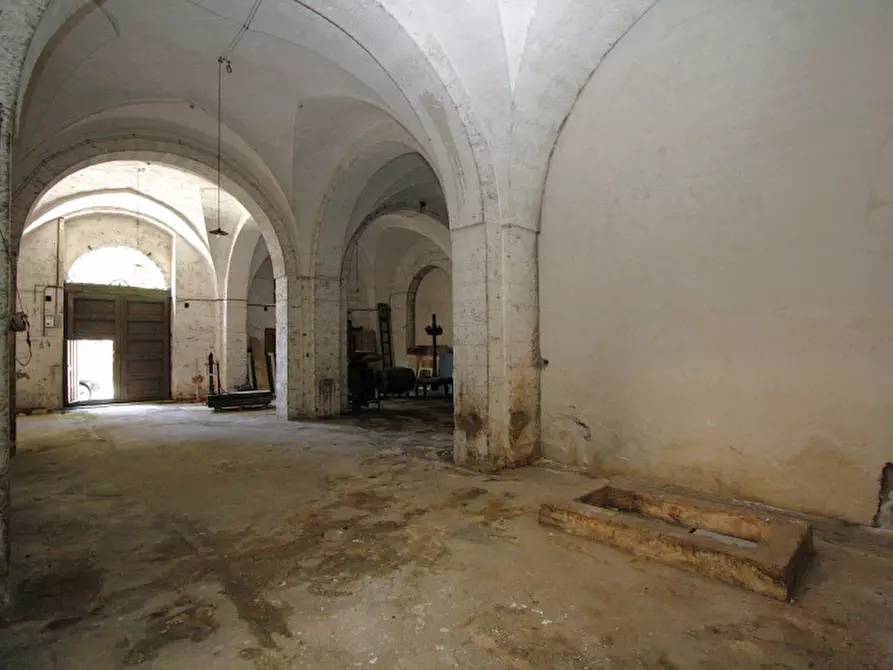 Immagine 16 di Negozio in affitto  in Via Roma a Matino