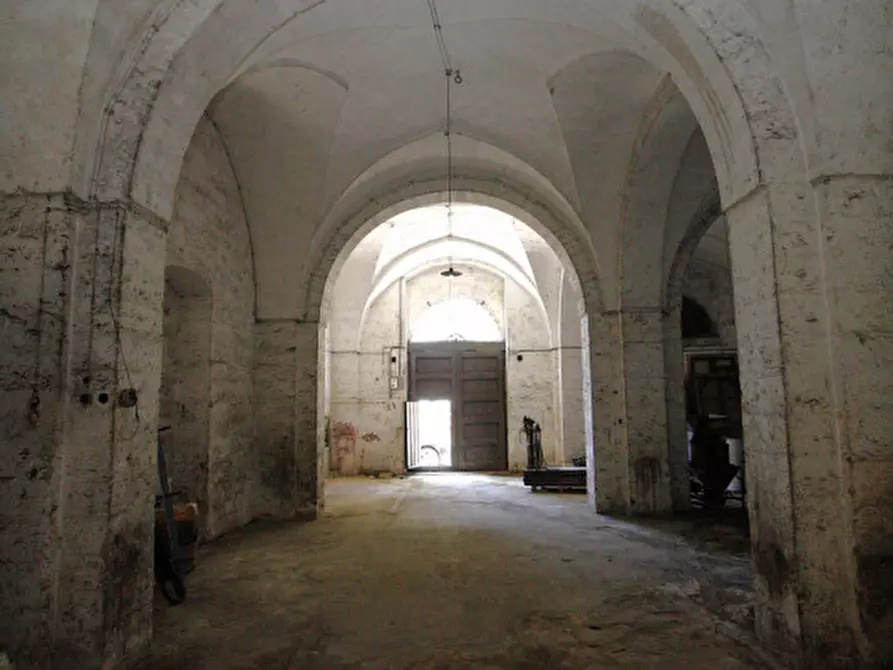 Immagine 18 di Negozio in affitto  in Via Roma a Matino