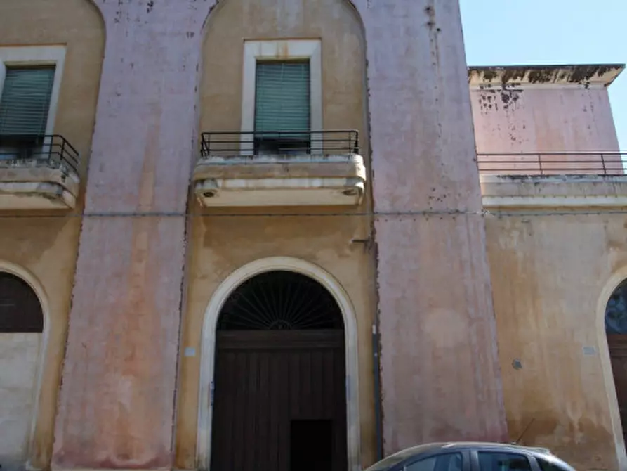 Immagine 29 di Negozio in affitto  in Via Roma a Matino