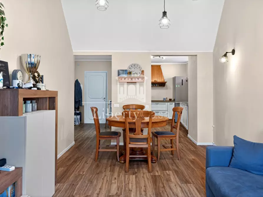 Immagine 5 di Appartamento in vendita  in Piazza Vittorio Emanuele II a Salò