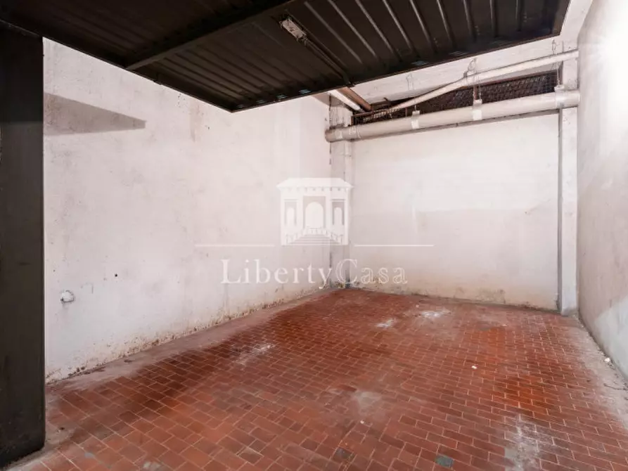 Immagine 19 di Appartamento in vendita  in Piazza Vittorio Emanuele II a Salò