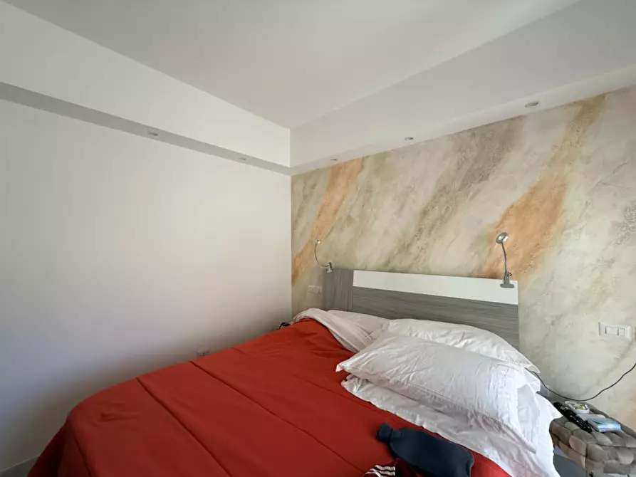 Immagine 3 di Appartamento in vendita  in via tenente sirio brigiano, 44 a Milazzo