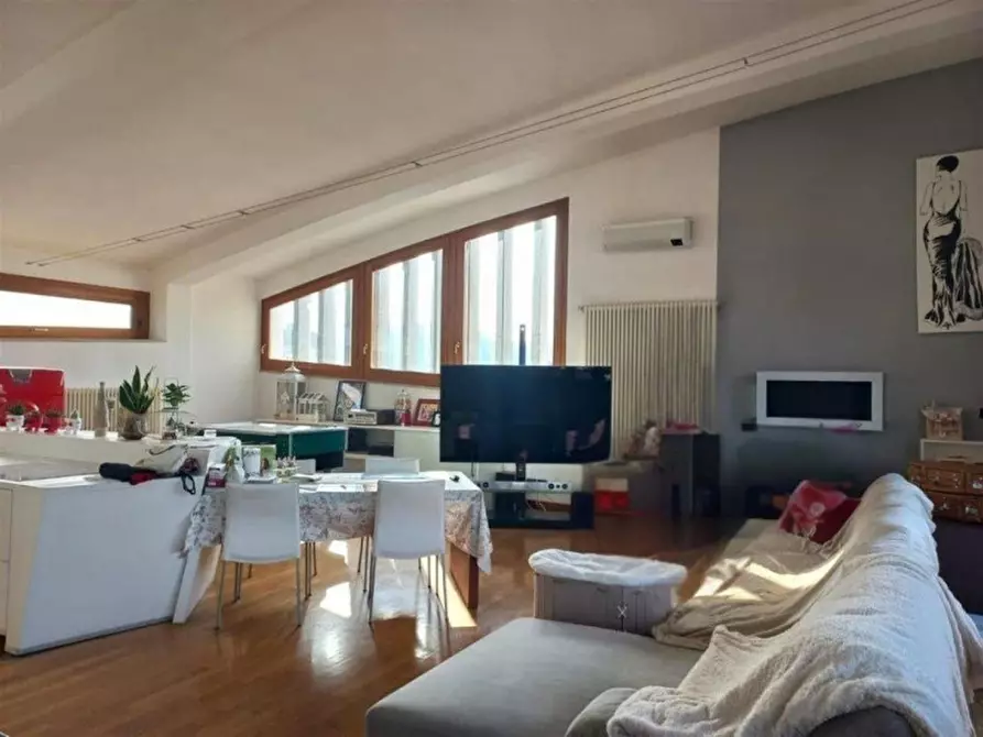 Immagine 3 di Attico in vendita  in VIALE VERONA a Vicenza