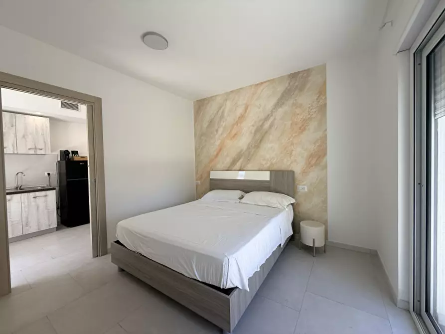 Immagine 11 di Appartamento in vendita  in MILAZZO VIA TENETE SIRO BRIGIANO,44 a Milazzo