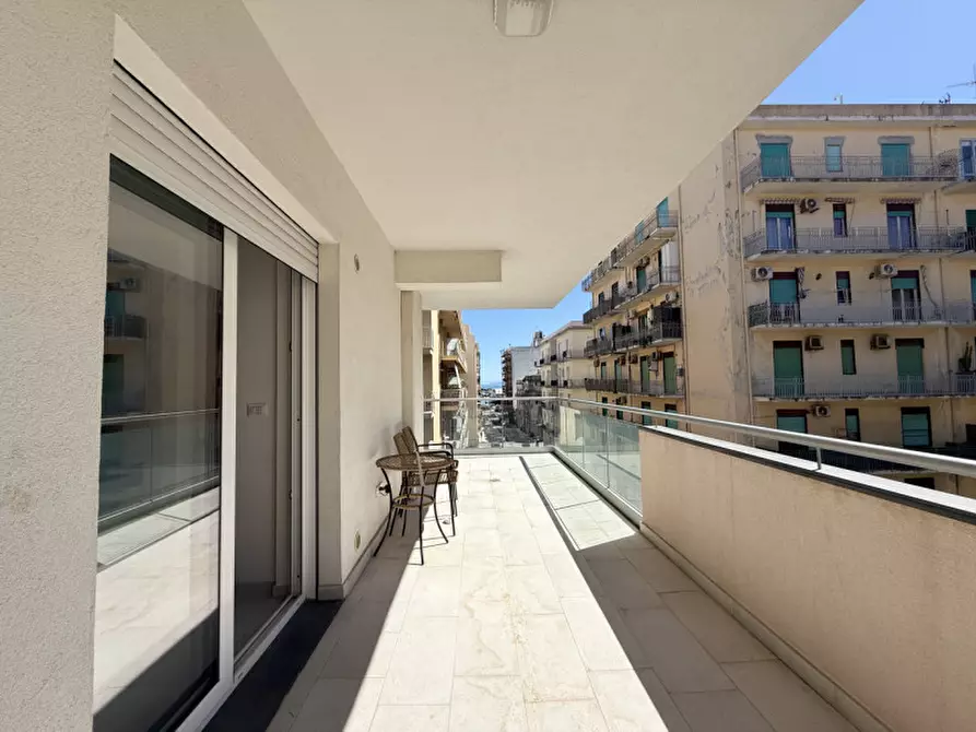 Immagine 13 di Appartamento in vendita  in MILAZZO VIA TENETE SIRO BRIGIANO,44 a Milazzo