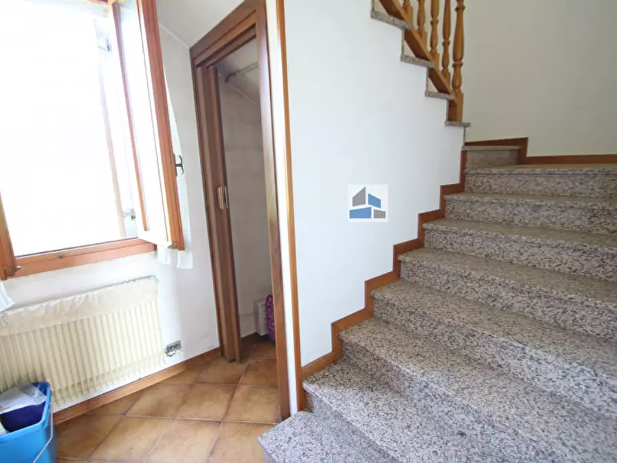 Immagine 9 di Casa bifamiliare in vendita  in Via Sogaretti a Salzano