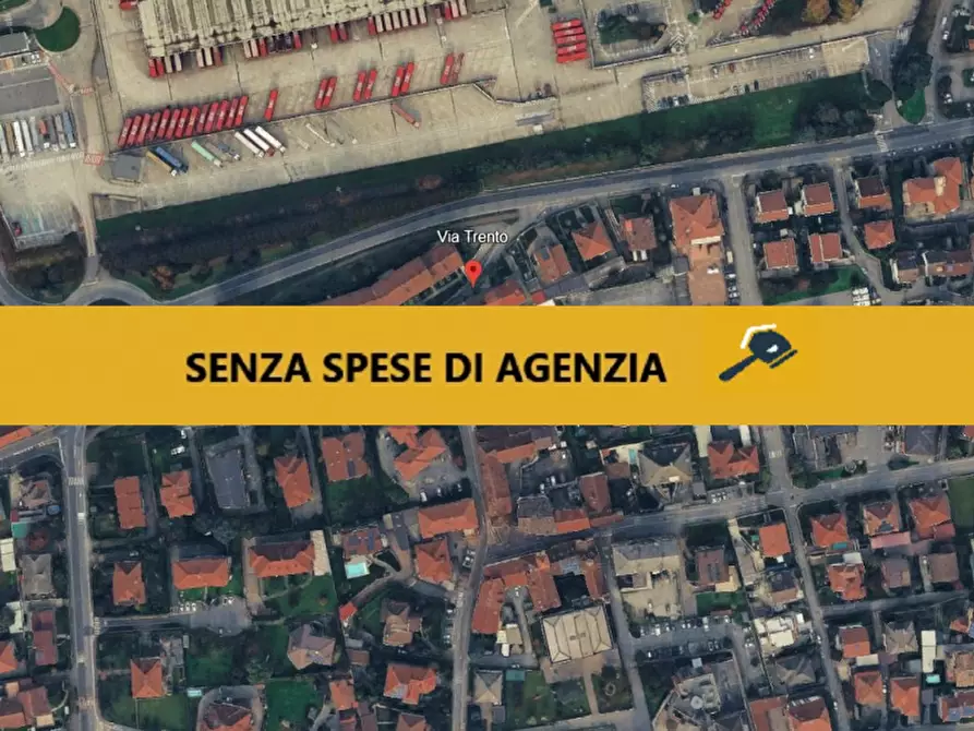 Immagine 1 di Appartamento in vendita  in Via Trento, 2, 24040 Madone BG, Italia a Madone