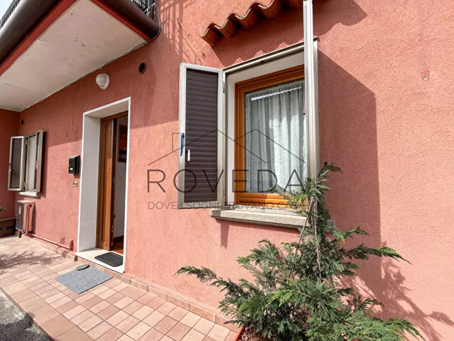 Immagine 1 di Villetta a schiera in vendita  in Via Caseggiato a Villorba
