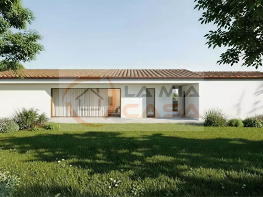 Immagine 2 di Villa in vendita  in Via Udine a Legnaro