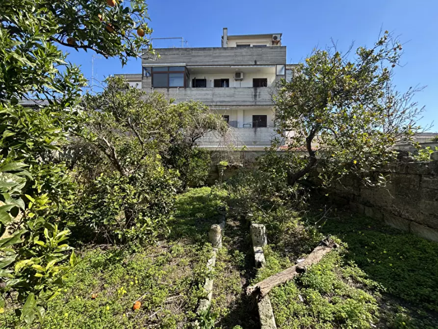 Immagine 27 di Appartamento in vendita  in Via Giuseppe Mazzini 36 a San Cesario Di Lecce