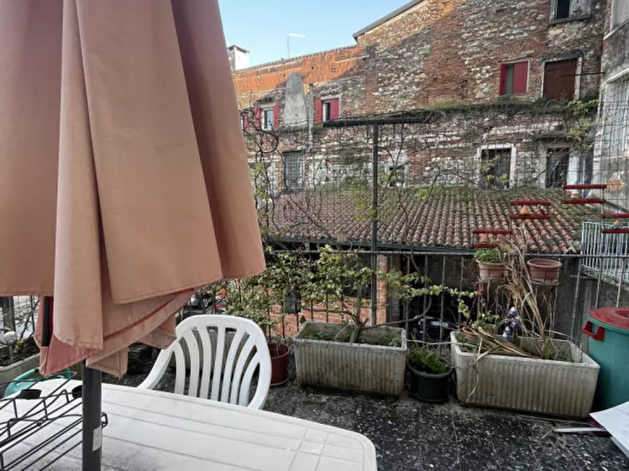 Immagine 11 di Appartamento in vendita  in Corso fogazzaro 22 a Vicenza