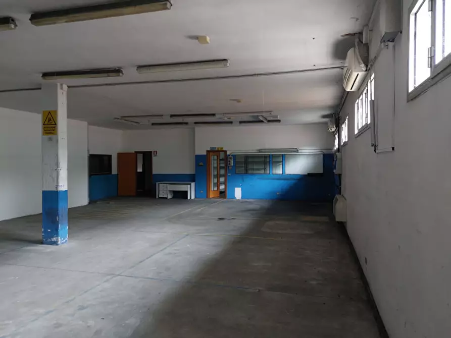 Immagine 9 di Capannone industriale in vendita  in Via Remesina Interna a Carpi