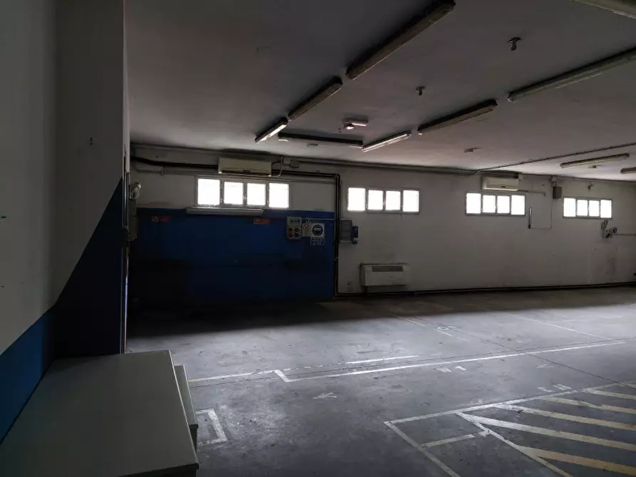 Immagine 11 di Capannone industriale in vendita  in Via Remesina Interna a Carpi
