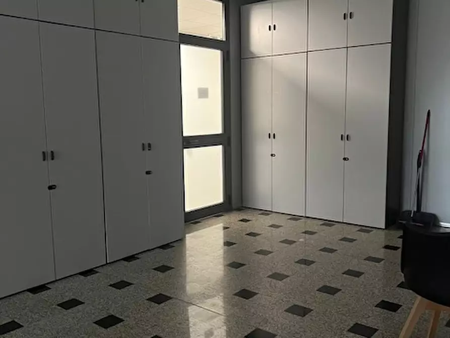 Immagine 3 di Ufficio in affitto  a Sestu