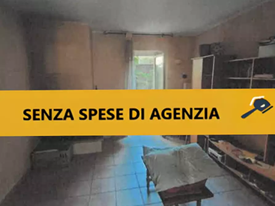 Immagine 1 di Casa indipendente in vendita  in Via Vignoli 8, 21040 Jerago con Orago Varese a Jerago Con Orago