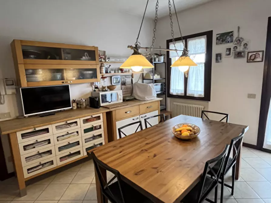 Immagine 2 di Casa indipendente in vendita  in Via Antoniana a Cadoneghe