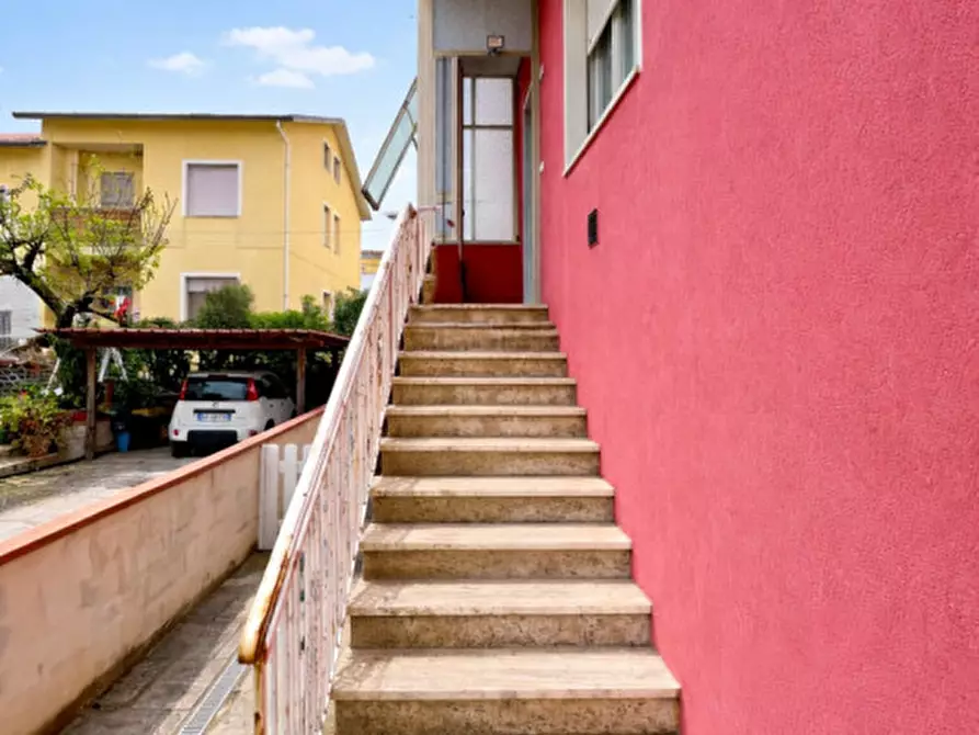 Immagine 2 di Appartamento in vendita  a Mondolfo