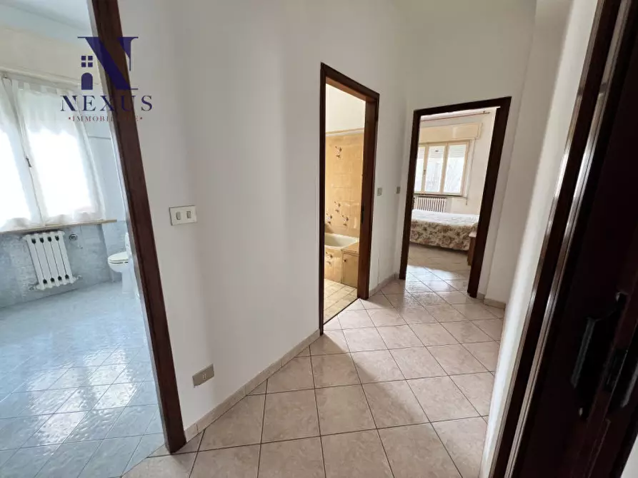 Immagine 12 di Appartamento in vendita  a Mondolfo