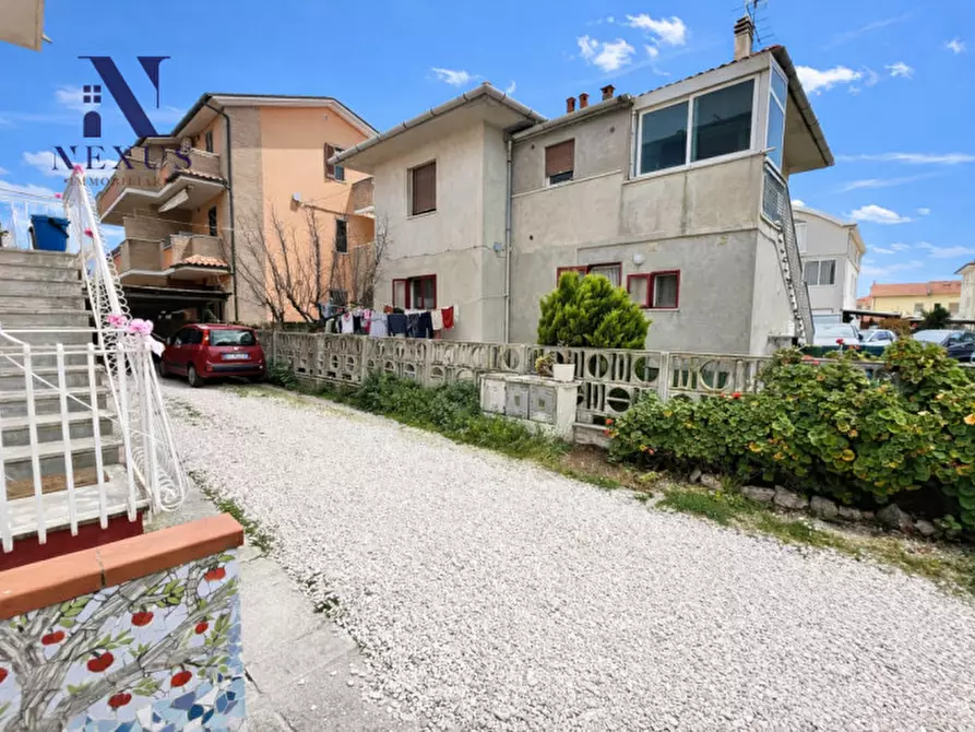 Immagine 28 di Appartamento in vendita  a Mondolfo