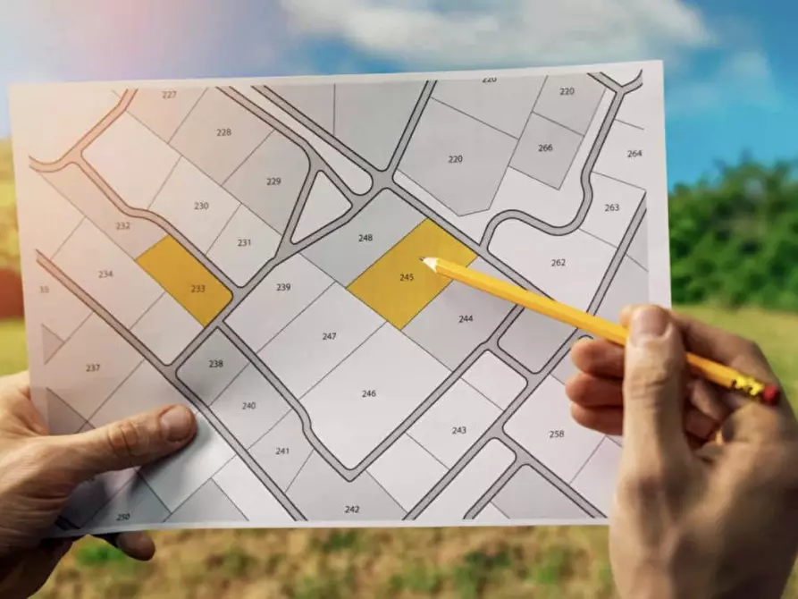 Immagine 3 di Terreno in vendita  in Via Carpellina a Bassano Del Grappa