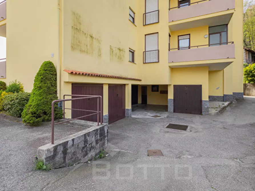 Immagine 37 di Appartamento in vendita  in Via Bruno Bertone a Casale Corte Cerro