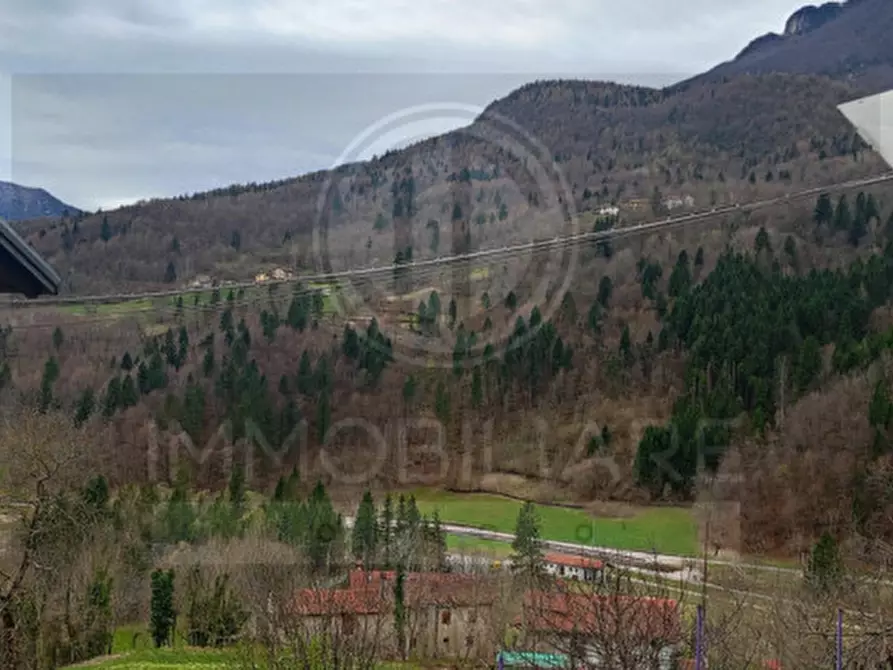 Immagine 4 di Villetta a schiera in vendita  a Laghi