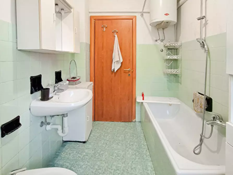 Immagine 17 di Appartamento in vendita  in Via Resia - Reschenstraße a Bolzano