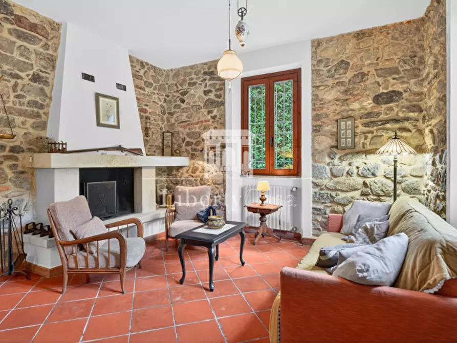 Immagine 3 di Villa in vendita  in Via Bissinico a Roè Volciano