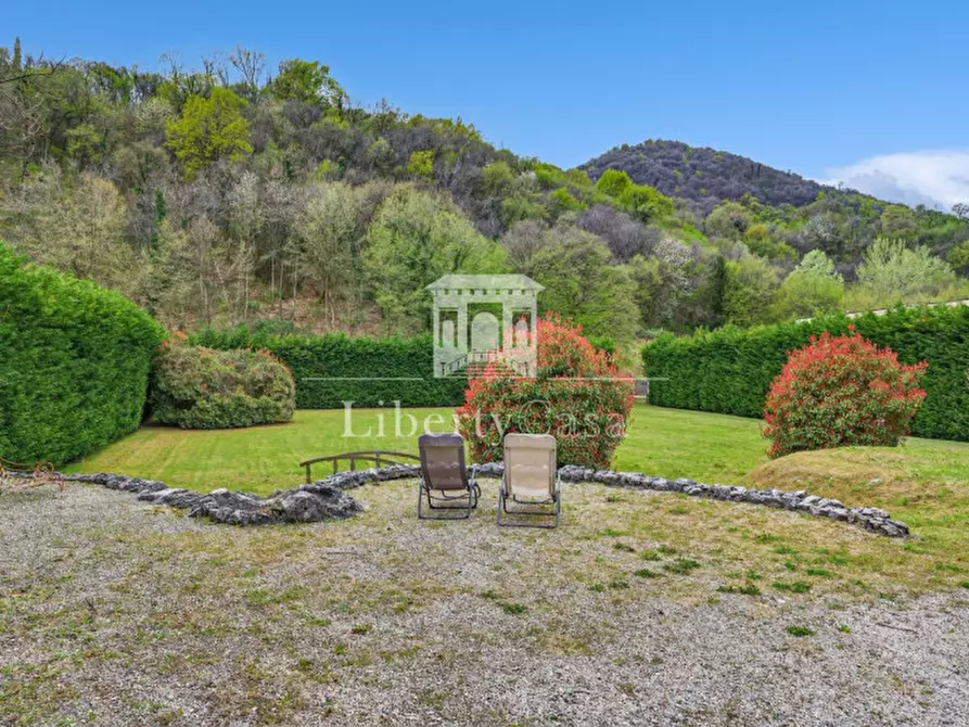 Immagine 19 di Villa in vendita  in Via Bissinico a Roè Volciano