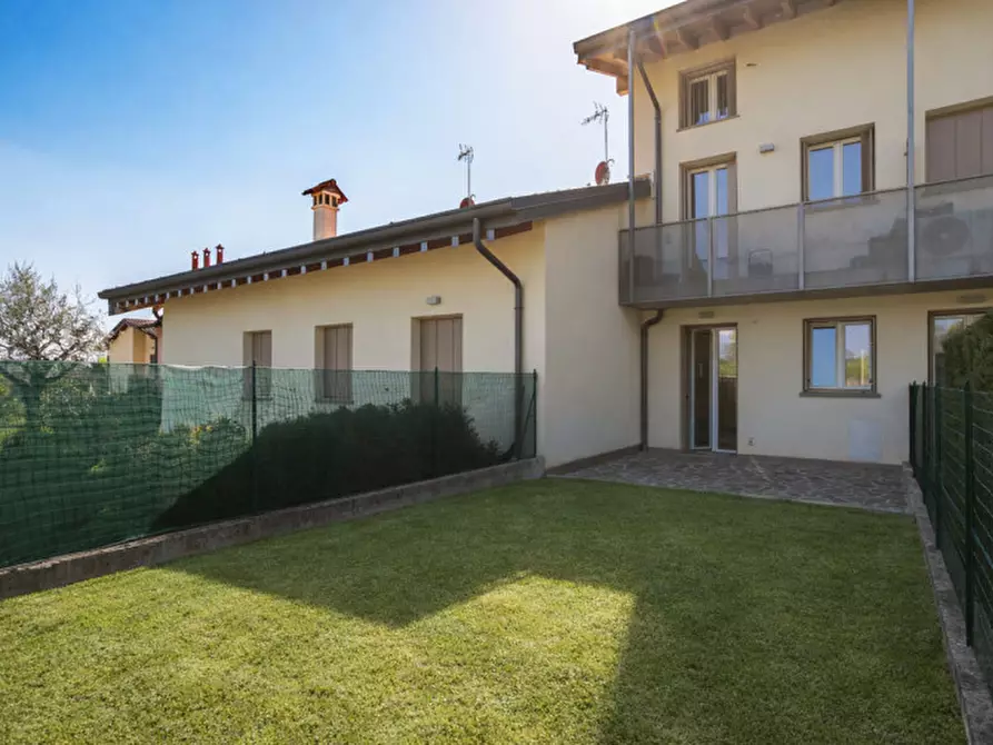 Immagine 2 di Appartamento in vendita  in Via Don Battista Gardi 19 a Sotto Il Monte Giovanni Xxiii