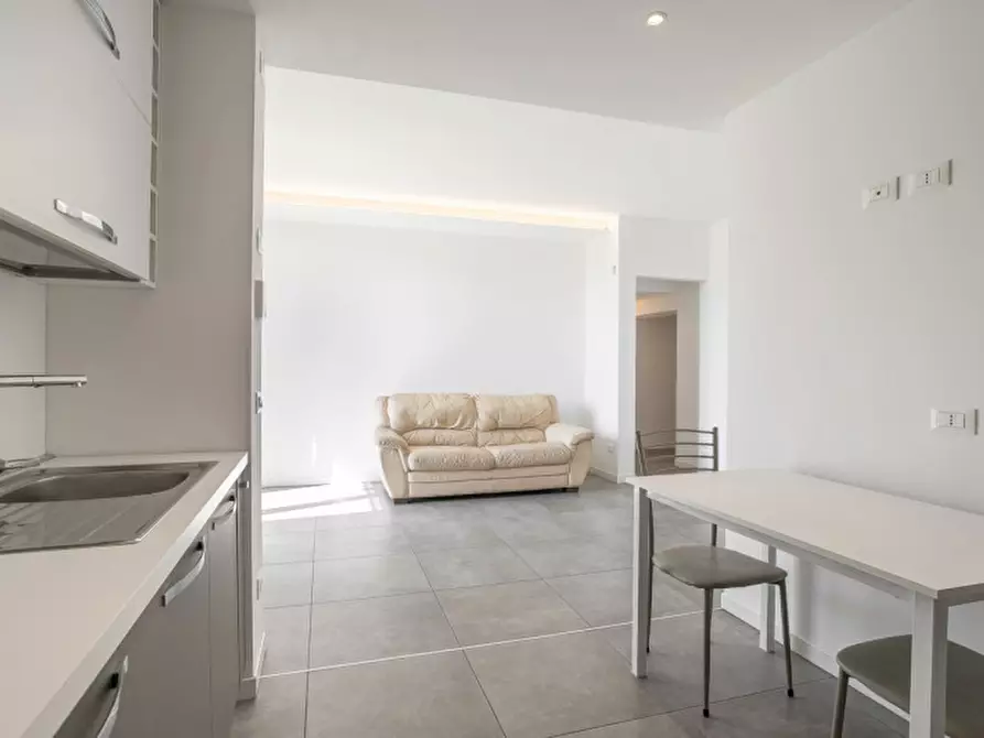 Immagine 7 di Appartamento in vendita  in Via Don Battista Gardi 19 a Sotto Il Monte Giovanni Xxiii