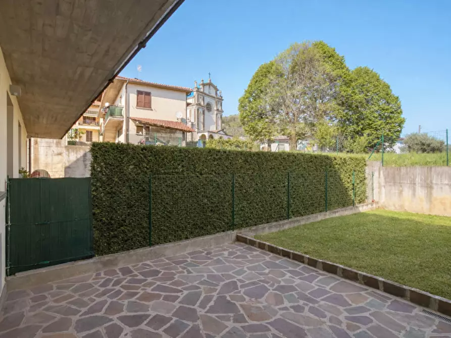 Immagine 16 di Appartamento in vendita  in Via Don Battista Gardi 19 a Sotto Il Monte Giovanni Xxiii