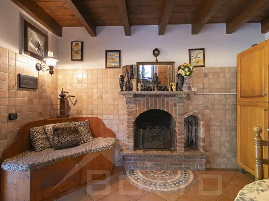 Immagine 3 di Casa indipendente in vendita  in Cascina Convento a Borgomanero