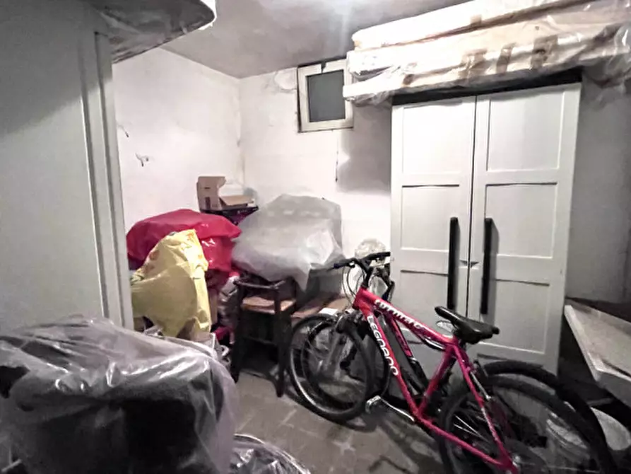 Immagine 28 di Attico in vendita  in Via del Labaro a Roma