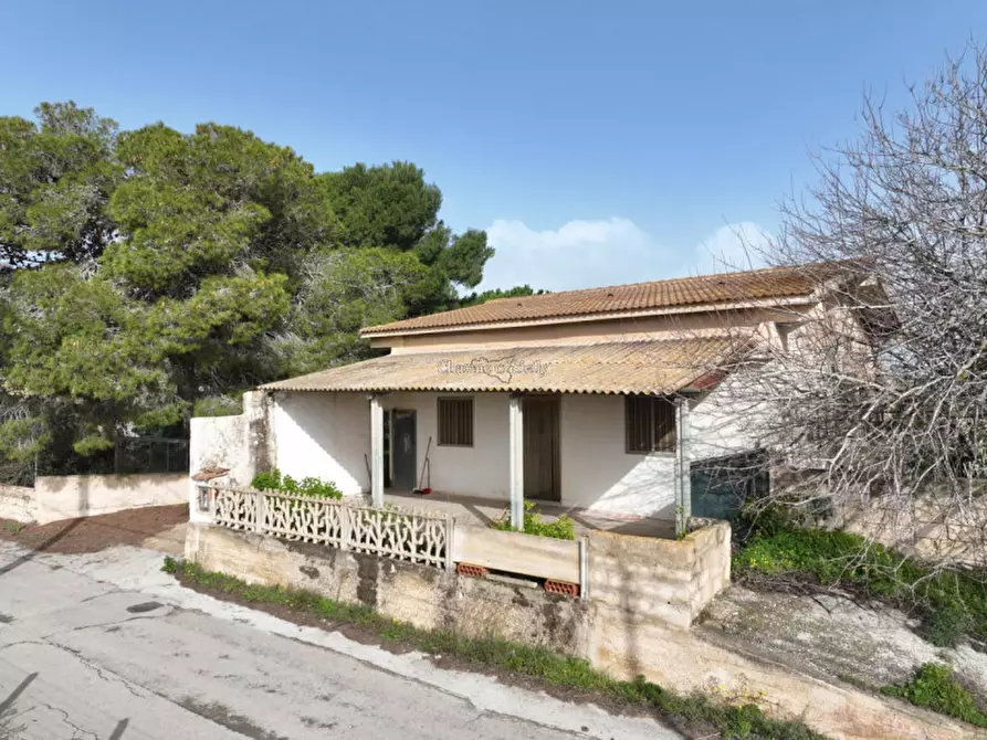 Immagine 1 di Casa indipendente in vendita  a Ispica