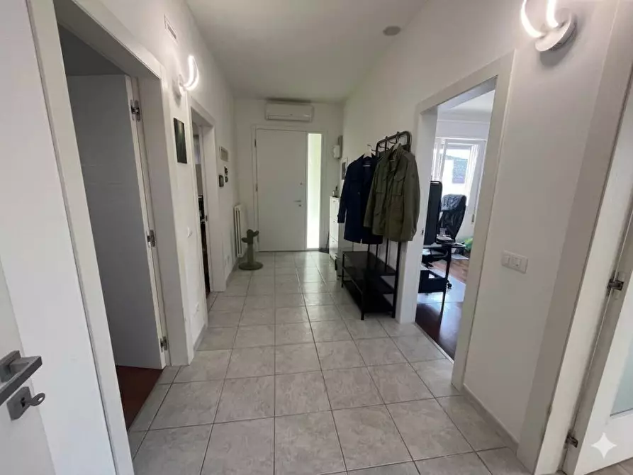Immagine 2 di Casa bifamiliare in vendita  in via Dante a Rubano